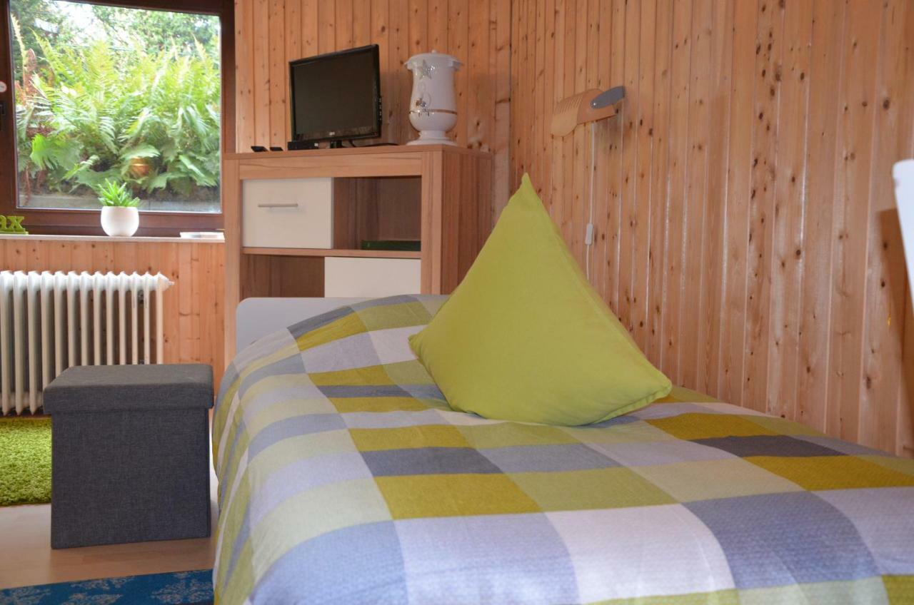 Souterrainappartement Bielefeld Dış mekan fotoğraf